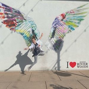 Meet your Posher, Lucy